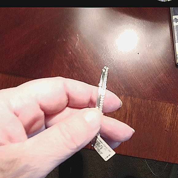 Brighton collectibles Meridian
double banglesy plated W/Swarovski crystals. - Picture 6 of 8